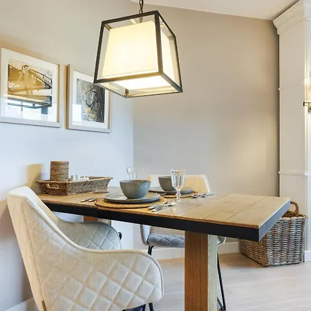 Apartment Kleine Kuenstlerdeele App 13 Im Wi *